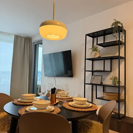 Skypark 24th Lounge *