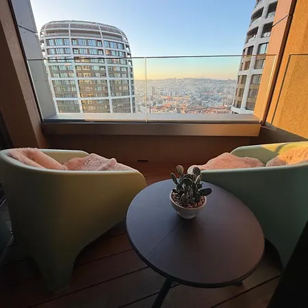 Skypark 24th Lounge Апартаменти *